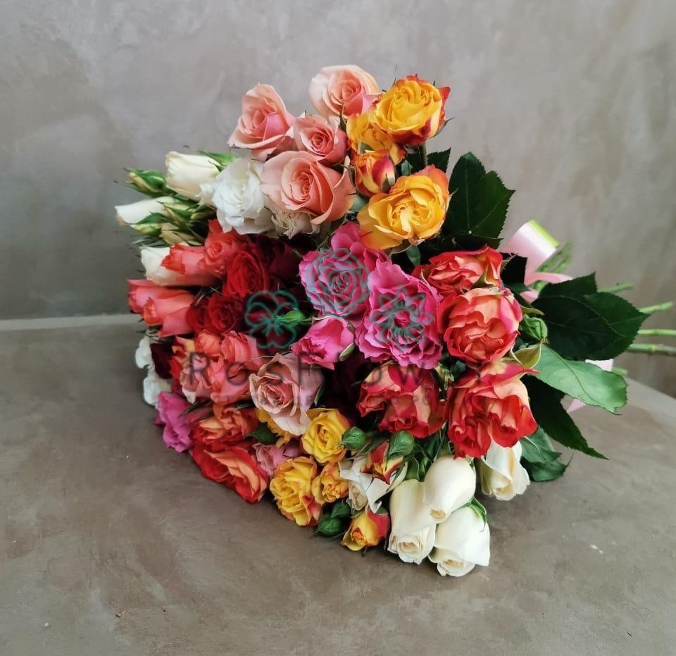 Букет цветов из: Розы в Селты