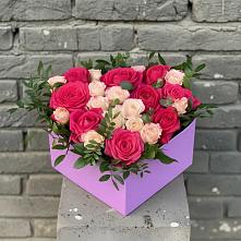 Цветочная композиция из Розы в коробке в Селты
