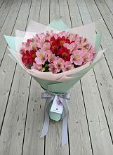 Букет цветов из:  Альстромерии в Селты