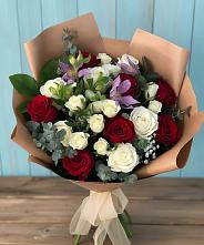 Букет цветов из:  Розы и Альстромерии в Селты