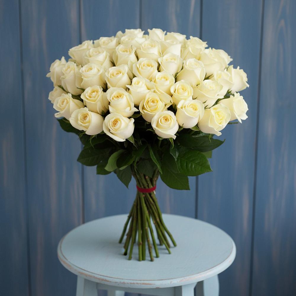 Букет 51 Белая роза Эдлесс Лав в Селты