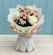 Букет цветов из:  Розы в Селты
