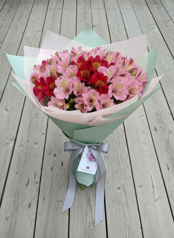 Букет цветов из: Альстромерии в Селты