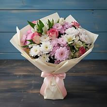 Букет цветов из:  Хризантемы, Альстромерии и Розы #REPLACE_PRED# Селты