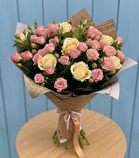 Букет цветов из:  Розы в Селты