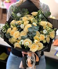 Букет цветов из:  Розы и Лизиантусы #REPLACE_PRED# Селты